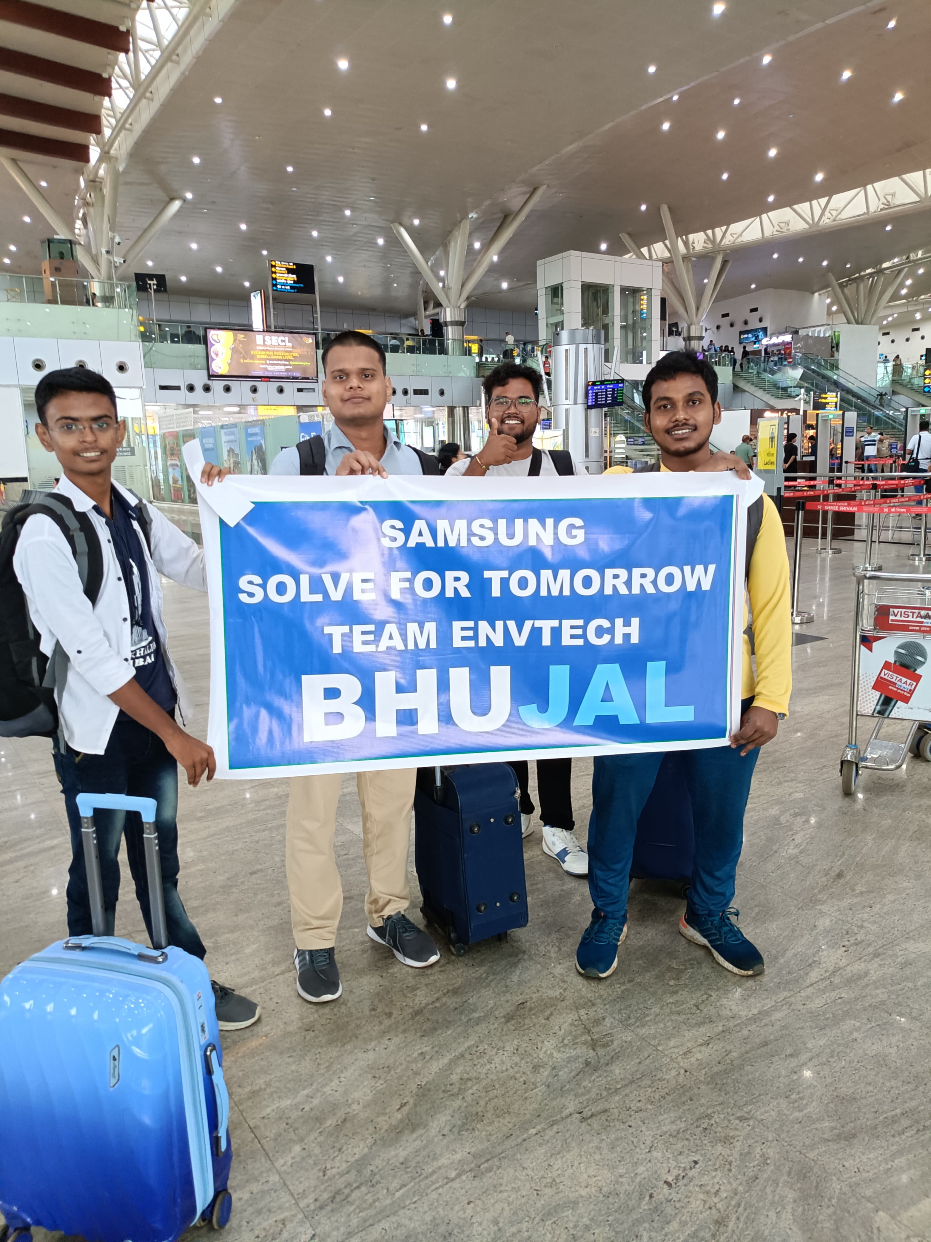 Bhujal team's group photo at the Bilaspur Airport